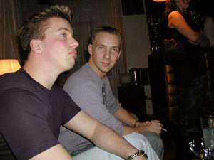 P3240012.jpg (68471 bytes)